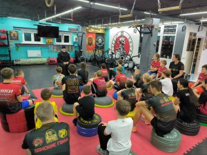 Настоятель храма в честь святых благоверных Бориса и Глеба г. Ростова-на-Дону провел духовно-просветительскую беседу с воспитанниками спортивного клуба "Суворов"