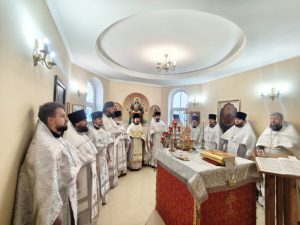 В храме мучеников Гурия, Самона и Авива села Рясное состоялось соборное богослужение клириков Матвеево-Курганского благочиния