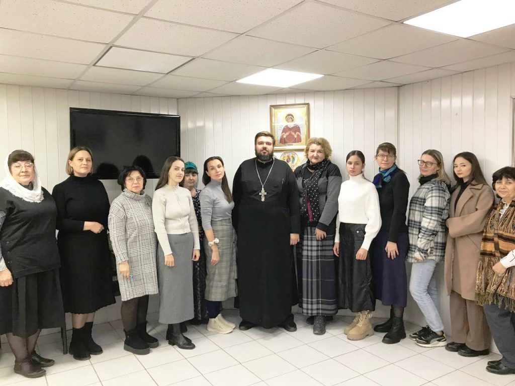 Состоялось итоговое совещание помощников настоятелей приходов и директоров воскресных школ Юго-Западного и Западного благочиний