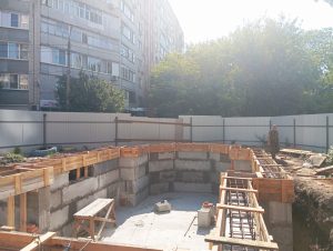 На приходе святителя Митрофана Воронежского завершено возведение цокольного этажа