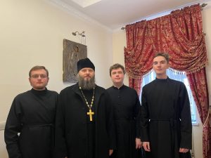 Студенты Донской духовной семинарии совершили паломническую поездку в Донской Старочеркасский Ефремовский мужской монастырь