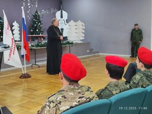 Клирики храма великомученика Георгия Победоносца посетили школы