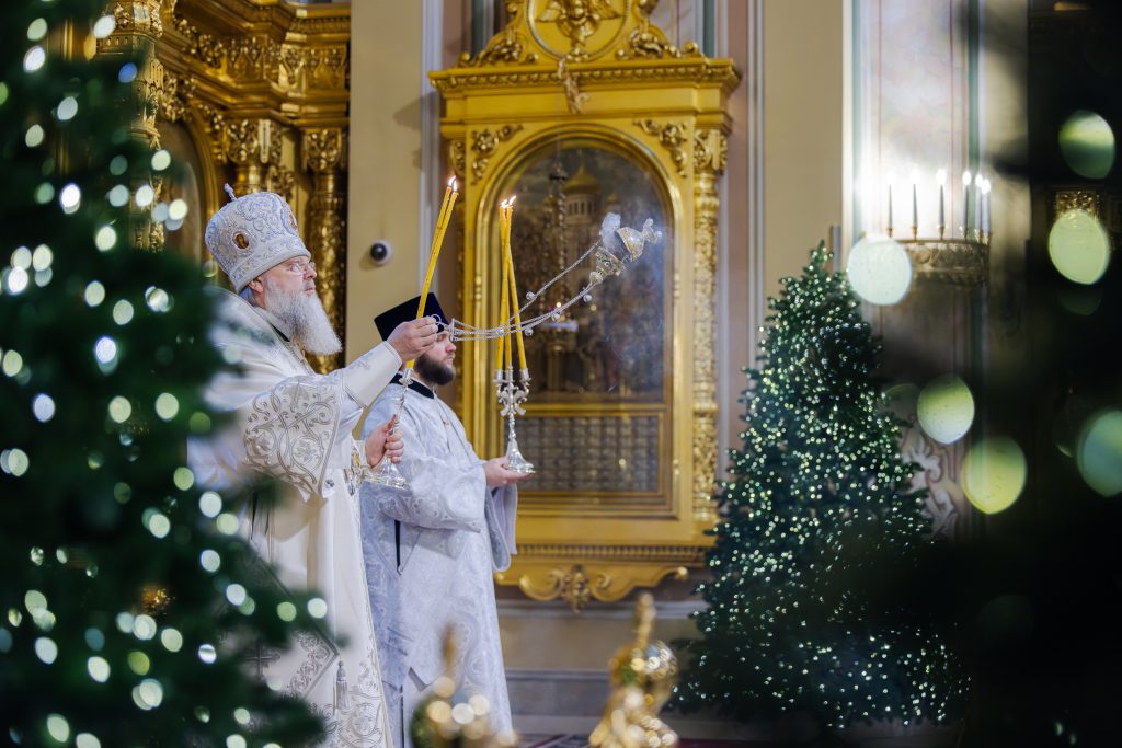 В праздник Обрезания Господня Глава Донской митрополии совершил Божественную литургию в Ростовском кафедральном соборе