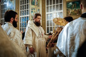 В канун Недели 32-й по Пятидесятнице, пред Богоявлением, викарий Ростовской епархии совершил всенощное бдение в храме Преполовения Пятидесятницы при Донской духовной семинарии