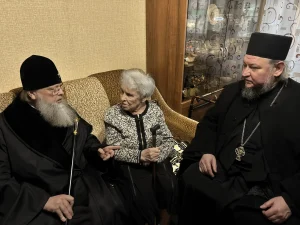 Глава Донской митрополии митрополит Ростовский и Новочеркасский Меркурий встретился с ветераном Великой Отечественной войны