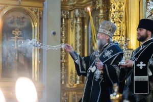 В среду первой седмицы Великого поста митрополит Ростовский и Новочеркасский Меркурий совершил Литургию Преждеосвященных Даров в Кафедральном соборе г. Ростова-на-Дону