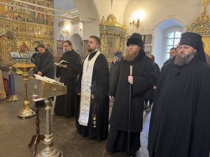 В Донском Старочеркасском Ефремовском мужском монастыре молитвенно почтили память убиенных в годы гонений сестер обители