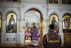 В канун Недели 3-й Великого поста, Крестопоклонной, викарий Ростовской епархии совершил всенощное бдение в храме Преполовения Пятидесятницы при Донской духовной семинарии