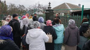 Паломники из г. Тихорецка посетили Одигитриевский храм города Аксая