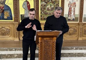 В храме Всех Святых, в земле Российской просиявших, организованы курсы русского жестового языка