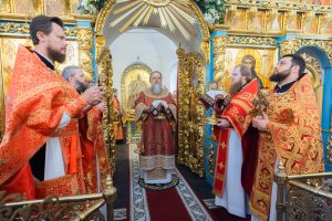 В четверг Светлой седмицы Глава Донской митрополии совершил Божественную литургию в Донском Старочеркасском Ефремовском мужском монастыре