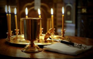 В среду Страстной седмицы донские казаки приняли участие в Таинстве Соборования в Патриаршем Вознесенском соборе