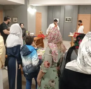 В Старо-Покровском храме г. Ростова-на-Дону совершена Литургия городской общиной Ассирийской Церкви Востока