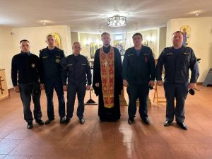 Сотрудники пожарно-спасательной части посетили храм иконы Божией Матери «Неопалимая Купина»