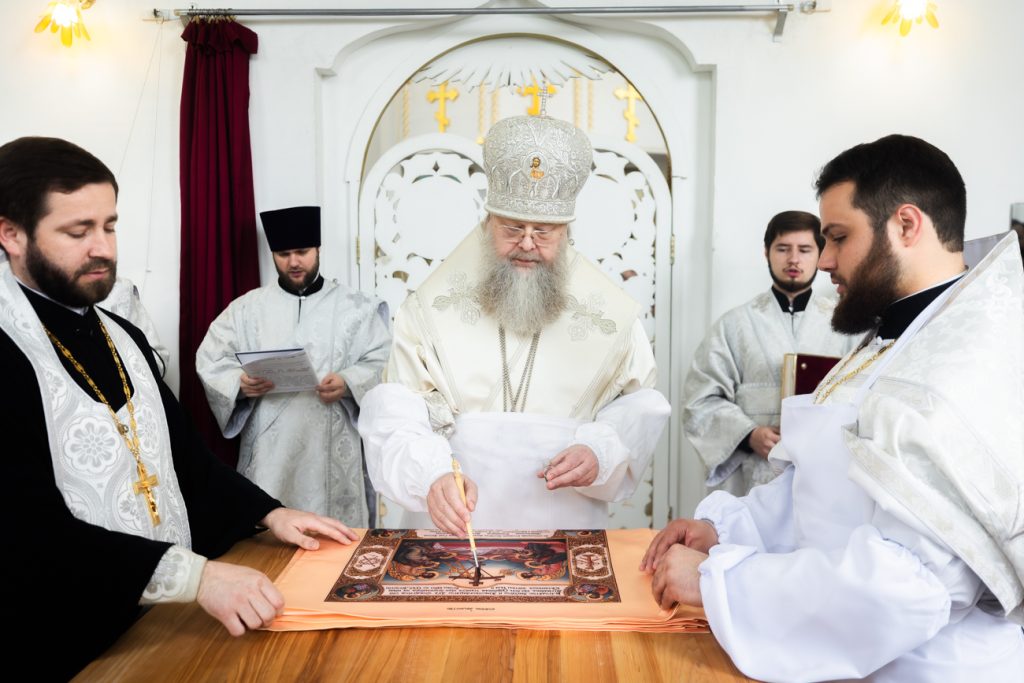 В Неделю 6-ю по Пасхе митрополит Меркурий совершил Великое освящение храма Святой Троицы с. Самарское