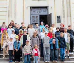 Иоанно-Кронштадский храм г. Ростова-на-Дону посетили учащиеся образовательных учреждений Ростовской области