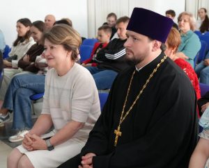 Благочинный приходов Матвеево-Курганского округа принял участие в фестивале "Семья - душа России"