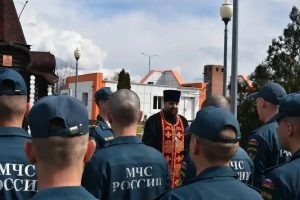 Настоятель Cвято-Духовского храма п. Щепкин посетил Донской спасательный центр МЧС России