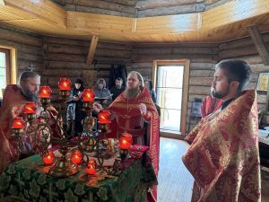 В Успенском скиту Донского Старочеркасского Ефремовского мужского монастыря совершена первая Божественная литургия в 2026 году
