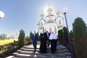 Глава Донской митрополии совершил объезд строящихся храмов Северного благочиния