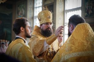 В канун Недели 2-й по Пятидесятнице, всех святых, в земле Русской просиявших викарий Ростовской епархии совершил всенощное бдение в храме Преполовения Пятидесятницы при Донской духовной семинарии
