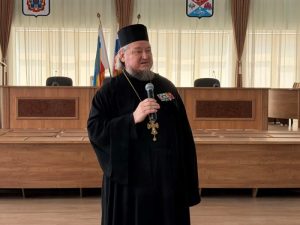 Благочинный Новочеркасского округа принял участие в торжественном мероприятии, посвященном Дню России