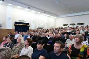 Духовенство города Аксая приняло участие в меропритии в ДК «Молодёжный»