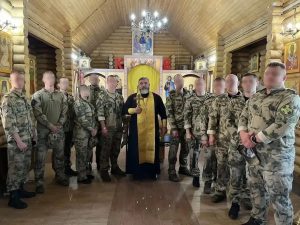 Настоятель храма пророка Илии г. Таганрога провел беседу с сотрудниками ОМОНа "Кобальт" г. Таганрога