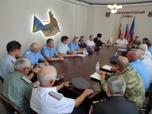 Настоятель храма в честь святых благоверных Бориса и Глеба г. Ростова-на-Дону принял участие в заседании Совета атаманов окружного казачьего общества