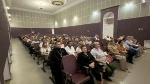 В станице Елизаветовке Азовского района состоялось предпосевное совещание, посвященное подготовке к осеннему севу и ходу уборки поздних сельскохозяйственных культур