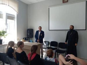 В храме прп. Серафима Саровского г. Ростова-на-Дону стартовал проект по духовно-патриотическому воспитанию молодежи