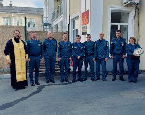 Настоятель храма святого благоверного князя Димитрия Донского совершил молебен в подразделении пожарно-спасательной части МЧС № 13